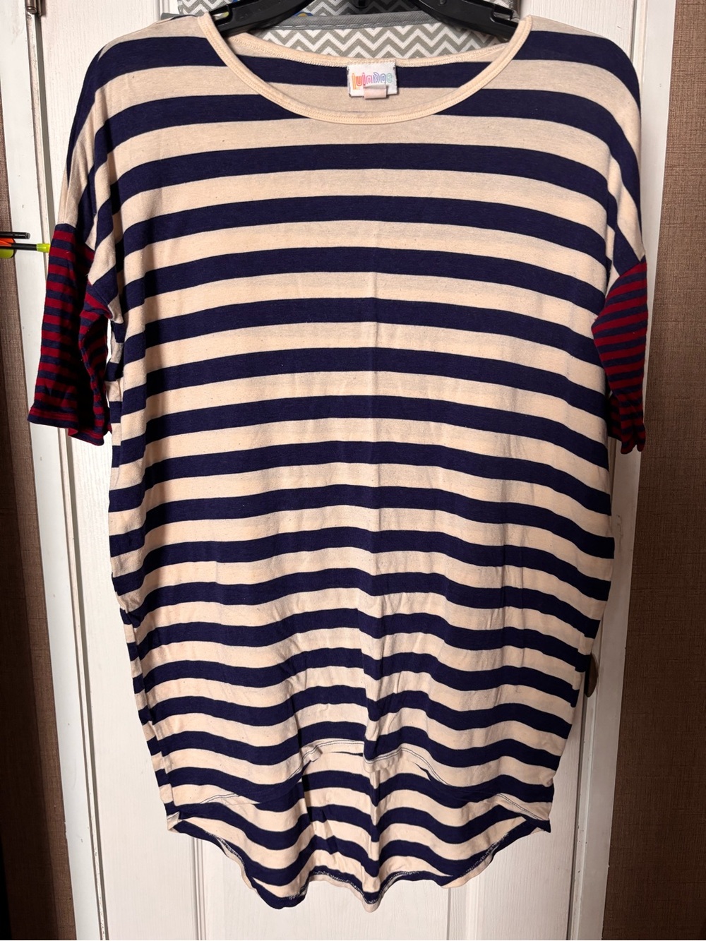 LuLaRoe Navy and Cream Striped Short Sleeve Tee with Red Accent Sleeves